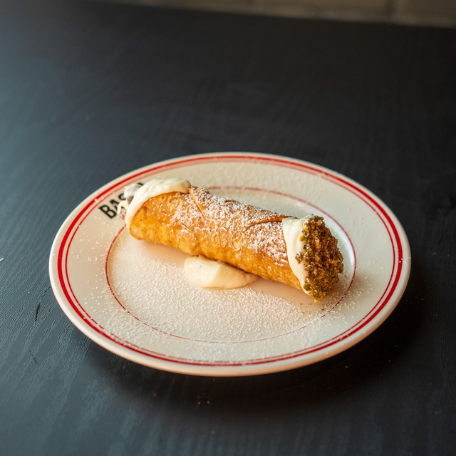 CANNOLO.