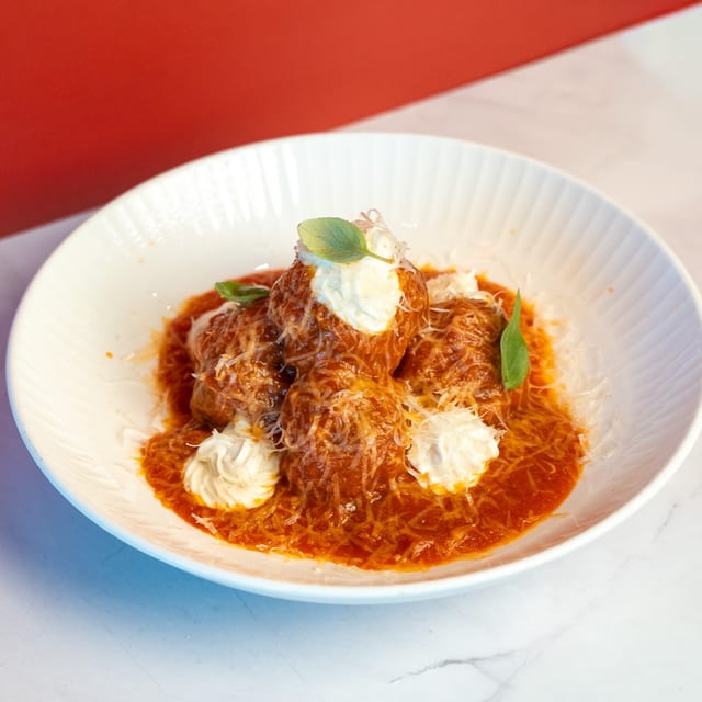NONNA' S MEATBALLS.