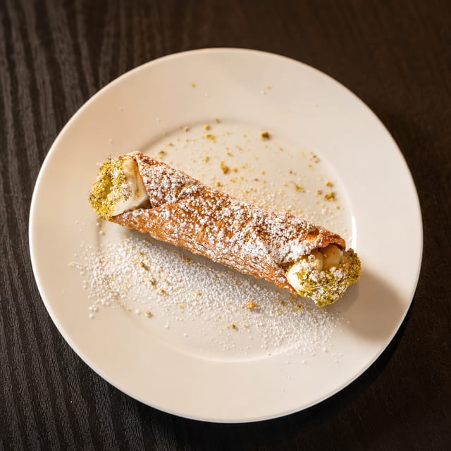 CANNOLO.